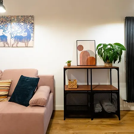 Przycup W Karkonoszach - Fika - Klimatyczny W Centrum Miasta Apartmán